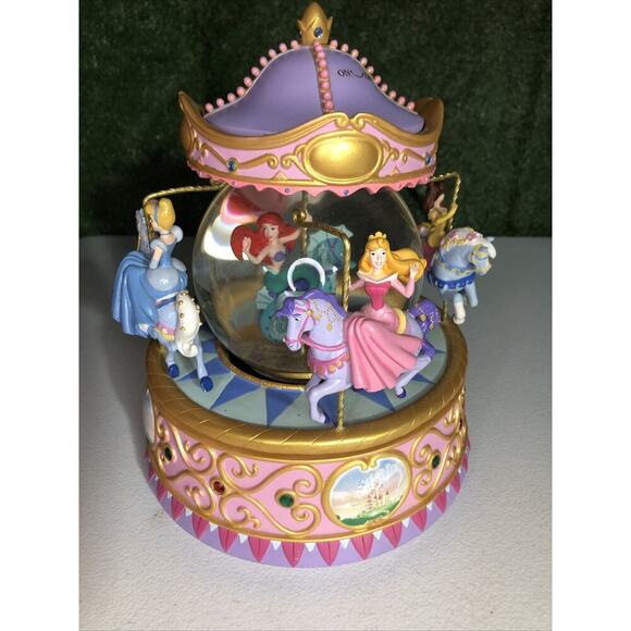 Disney Princess Musical Carousel Snow Globe - SMALL CHIP - Tested Works - Picture 1 of 5